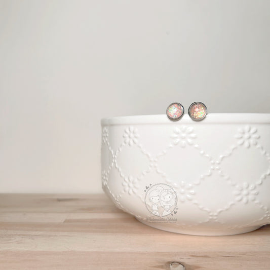 Boucles d'oreilles clous paillettes multicolores