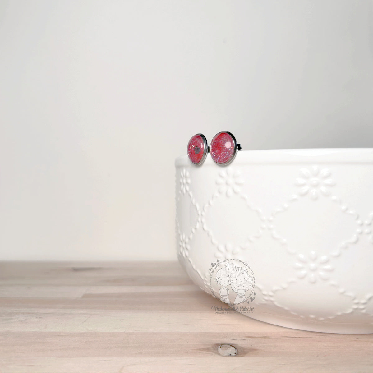 Boucles d'oreilles Clous majenta pailletées