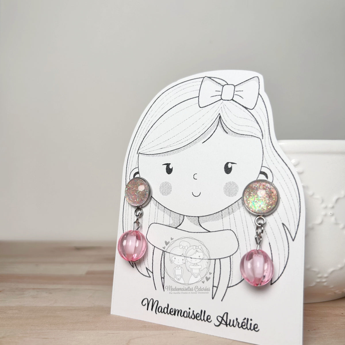 Boucles d'oreilles Pendantes roses et paillettes