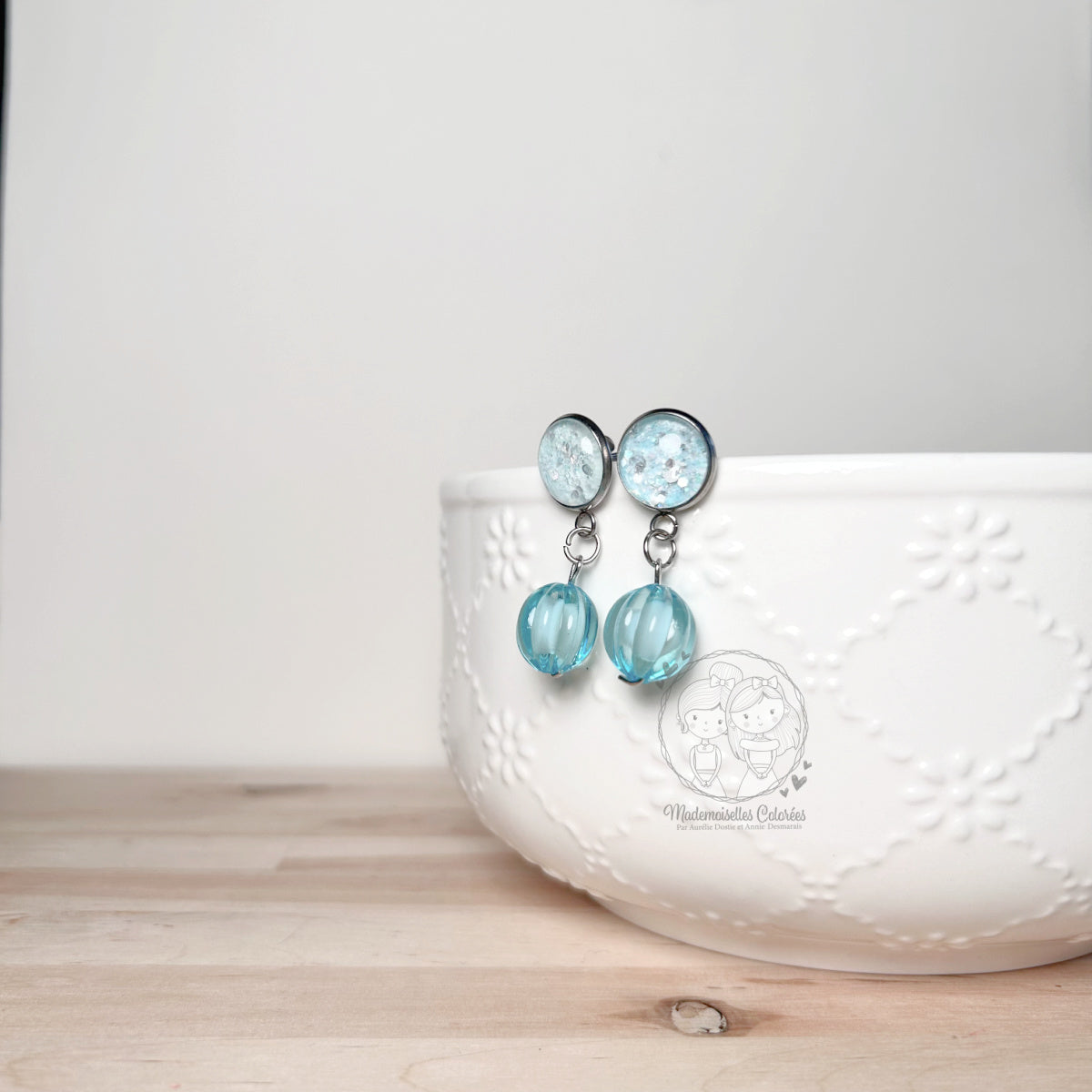 Boucles d'oreilles Pendantes aqua paillettes