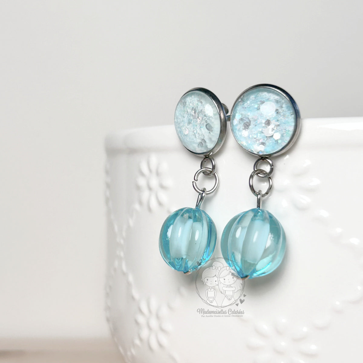 Boucles d'oreilles Pendantes aqua paillettes