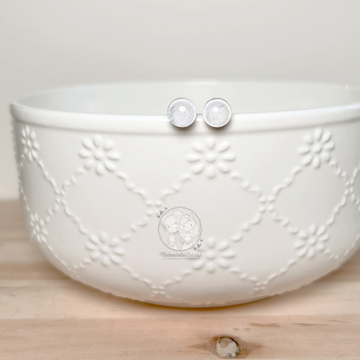 Boucle d'oreilles Clous blancs