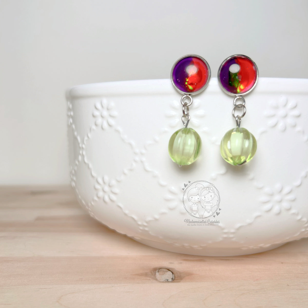 Boucles d'oreilles Pendantes verte/mauve/rouge