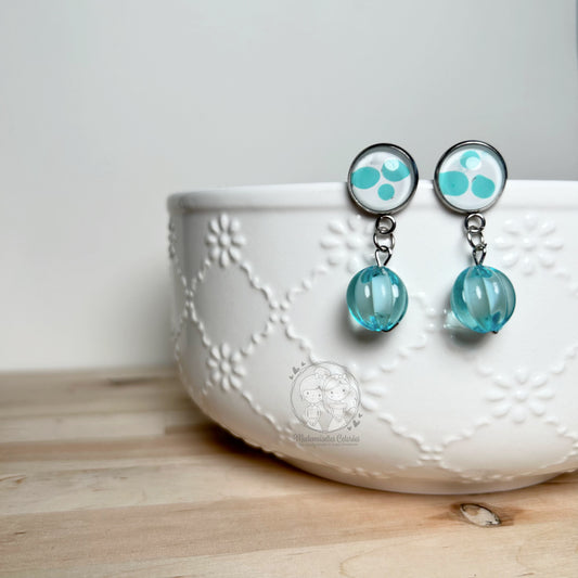 Boucle d'oreille pendante aqua