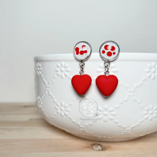 Boucle d'oreille pendante rouge